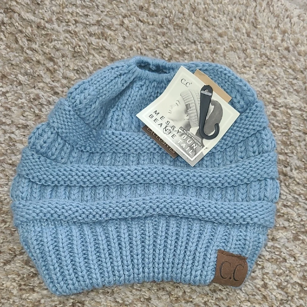 C.C Women's Sky Blue Knit Beanie